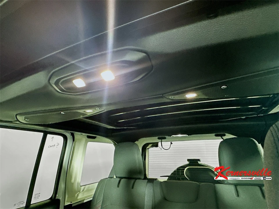 2026 Jeep JL Wrangler - Image 14 of 21