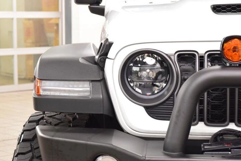 2026 Jeep JL Wrangler - Image 12 of 31