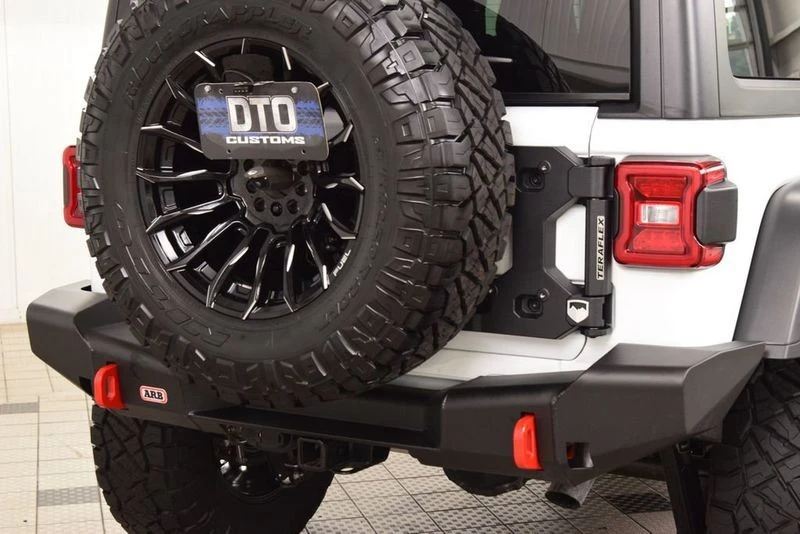 2026 Jeep JL Wrangler - Image 26 of 31