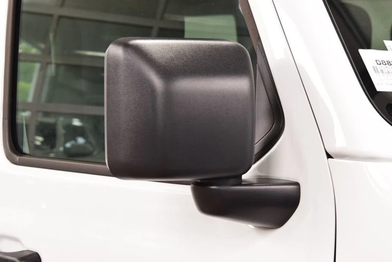 2026 Jeep JL Wrangler - Image 22 of 31