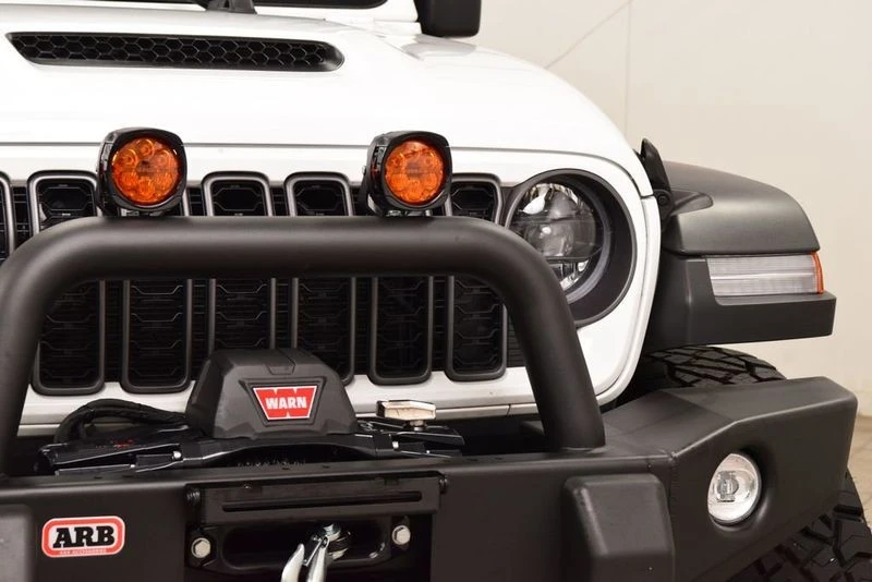 2026 Jeep JL Wrangler - Image 11 of 31