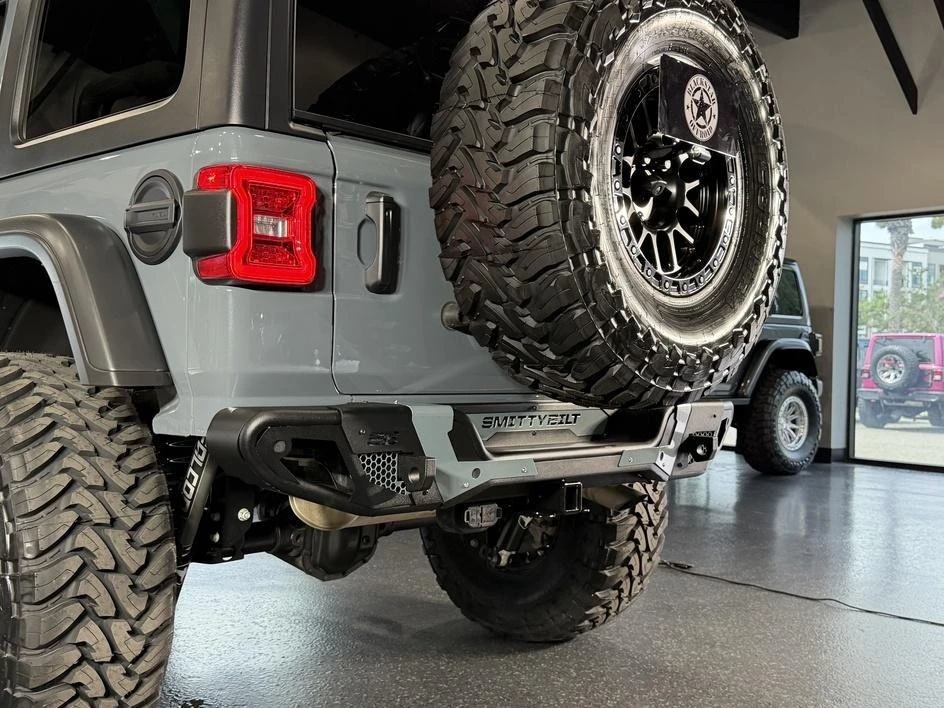 2026 Jeep JL Wrangler - Image 12 of 31