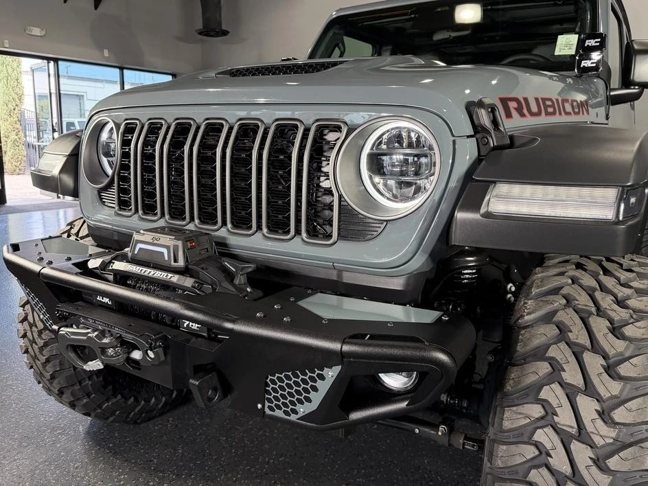 2026 Jeep JL Wrangler - Image 6 of 31