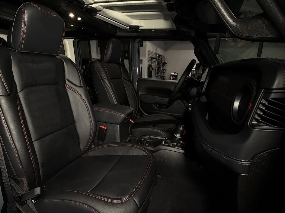 2026 Jeep JL Wrangler - Image 20 of 31