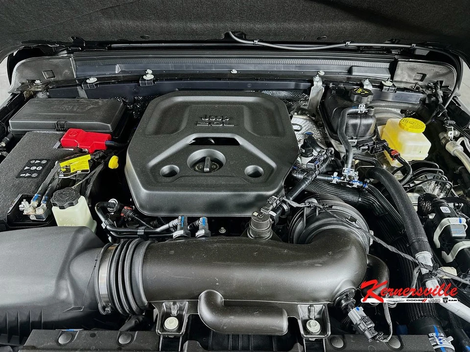 2026 Jeep JL Wrangler - Image 17 of 22