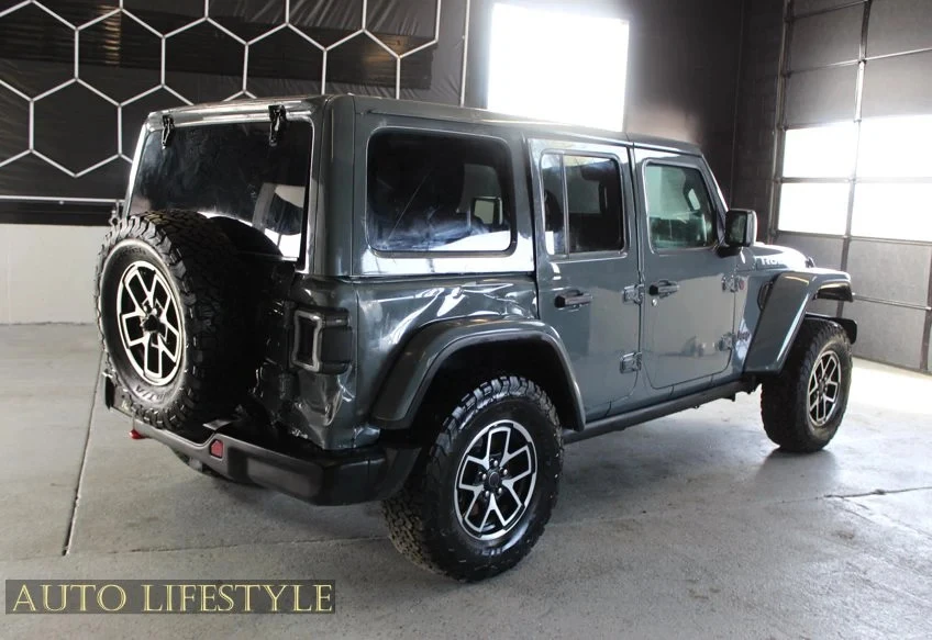 2026 Jeep JL Wrangler - Image 7 of 21