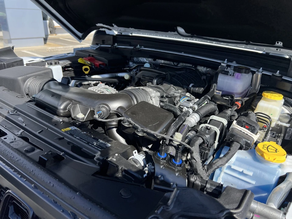 2026 Jeep JL Wrangler - Image 28 of 28