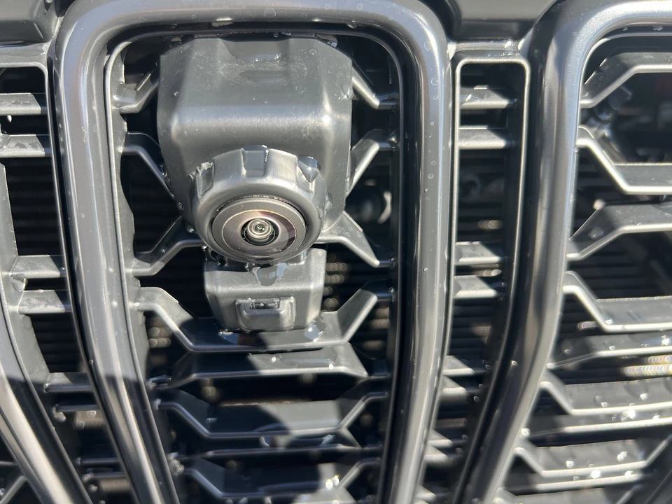 2026 Jeep JL Wrangler - Image 26 of 28