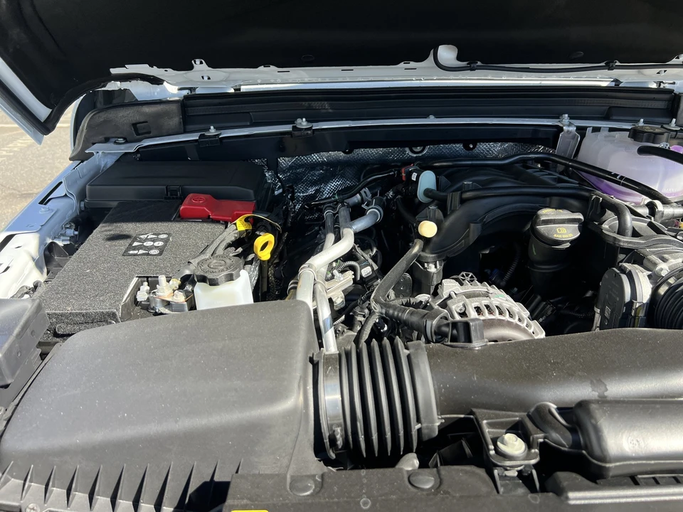 2026 Jeep JL Wrangler - Image 27 of 28