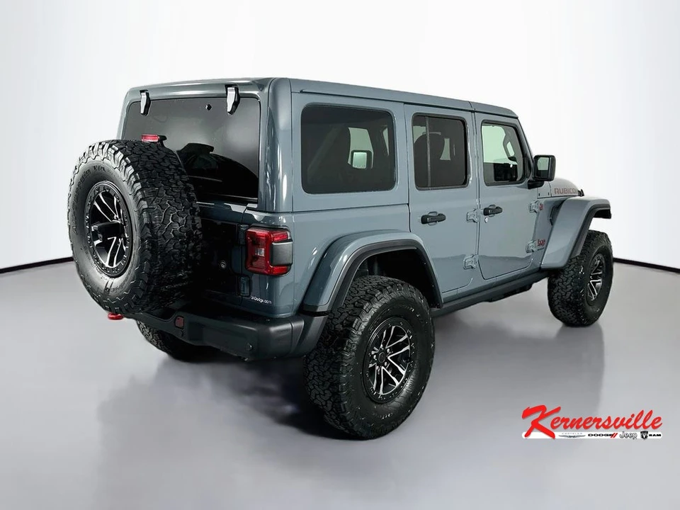 2026 Jeep JL Wrangler - Image 7 of 23