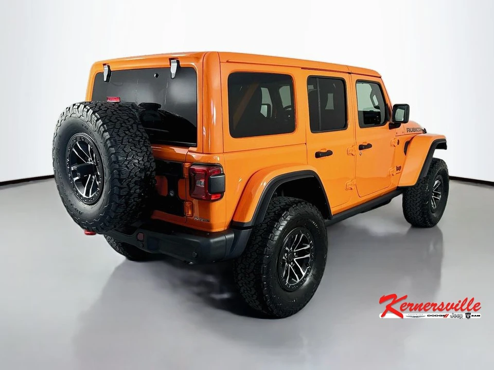 2026 Jeep JL Wrangler - Image 7 of 22