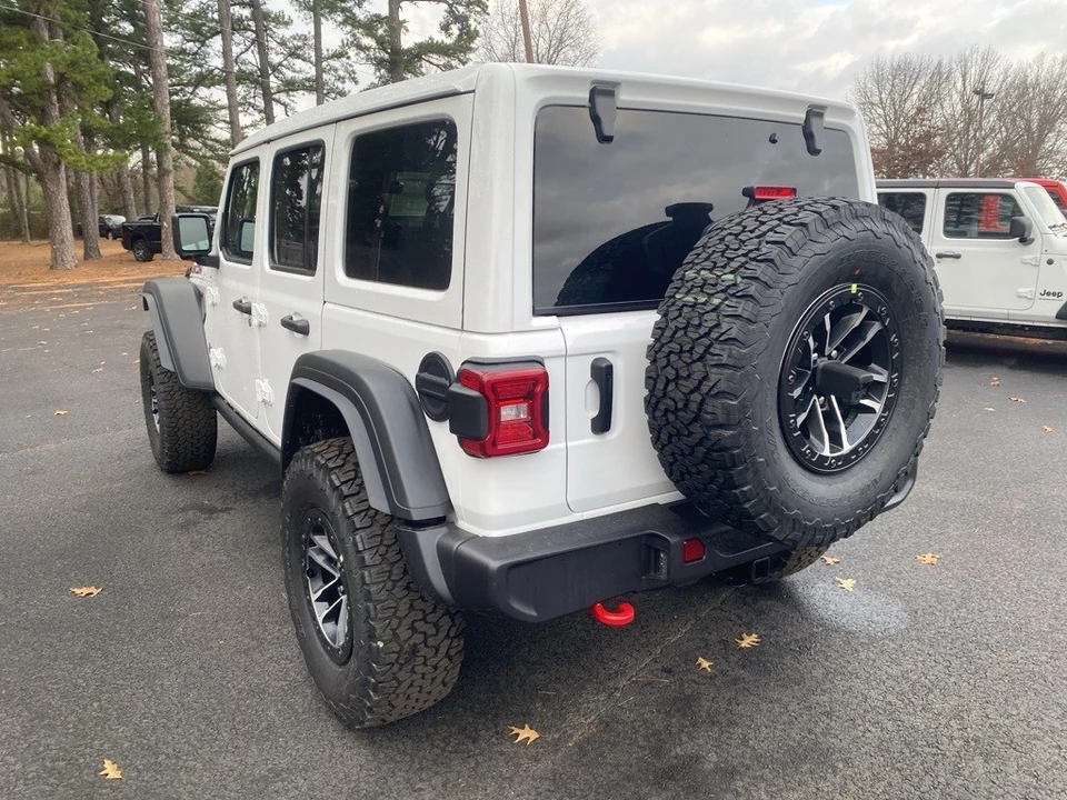 2026 Jeep JL Wrangler - Image 7 of 12