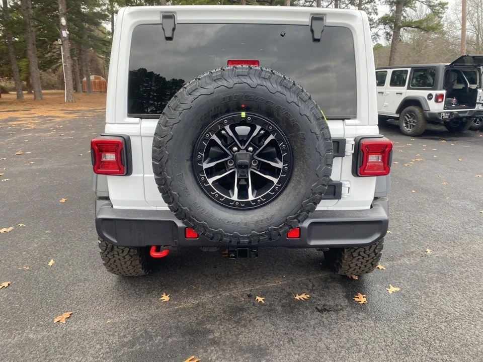 2026 Jeep JL Wrangler - Image 6 of 12