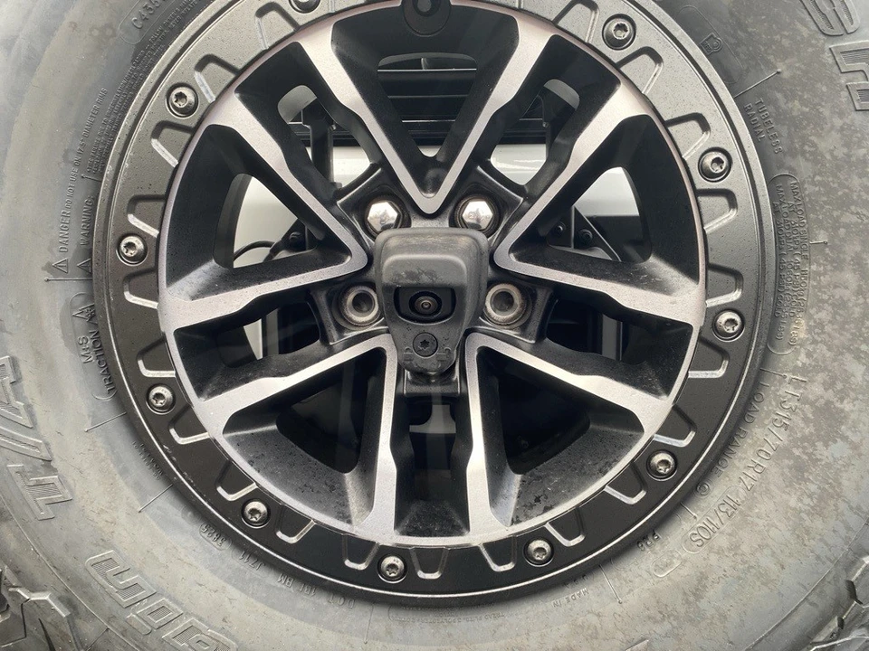2026 Jeep JL Wrangler - Image 11 of 12
