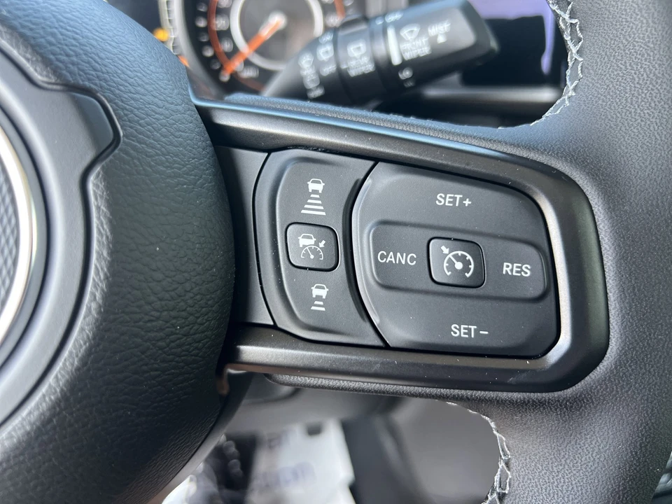 2026 Jeep JL Wrangler - Image 22 of 27
