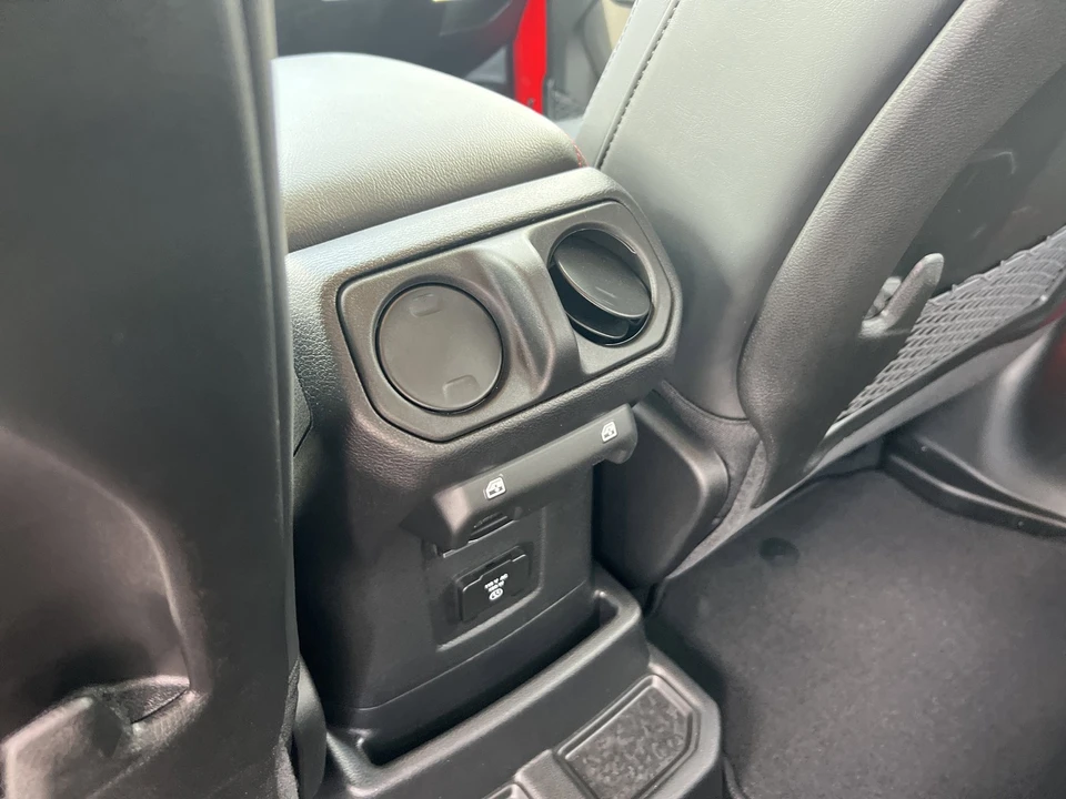 2026 Jeep JL Wrangler - Image 12 of 21