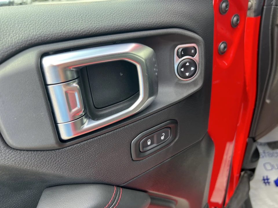 2026 Jeep JL Wrangler - Image 14 of 21