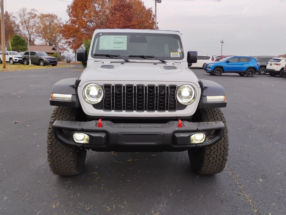 2026 Jeep JL Wrangler - Image 2 of 12