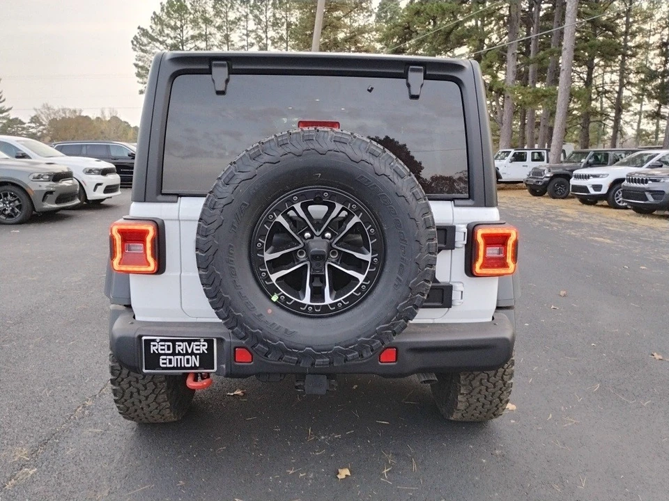 2026 Jeep JL Wrangler - Image 6 of 12