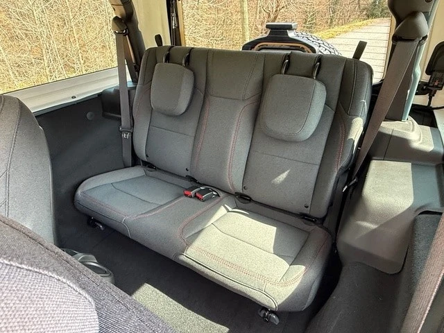 2026 Jeep JL Wrangler - Image 14 of 21