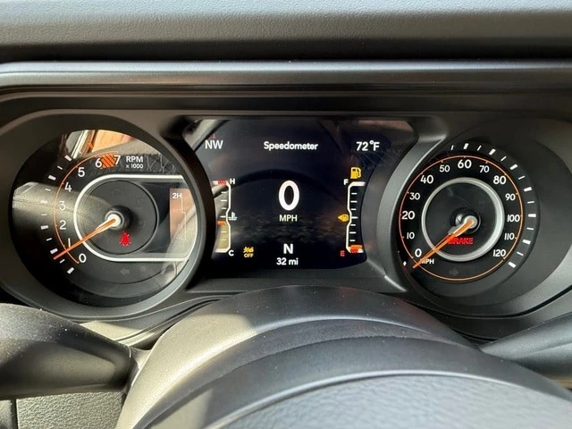 2026 Jeep JL Wrangler - Image 19 of 28