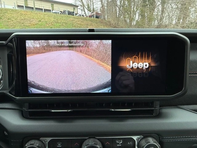2026 Jeep JL Wrangler - Image 21 of 21