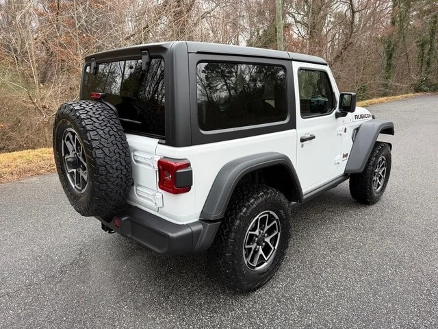 2026 Jeep JL Wrangler - Image 7 of 28