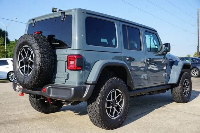 2026 Jeep JL Wrangler - Image 3 of 18