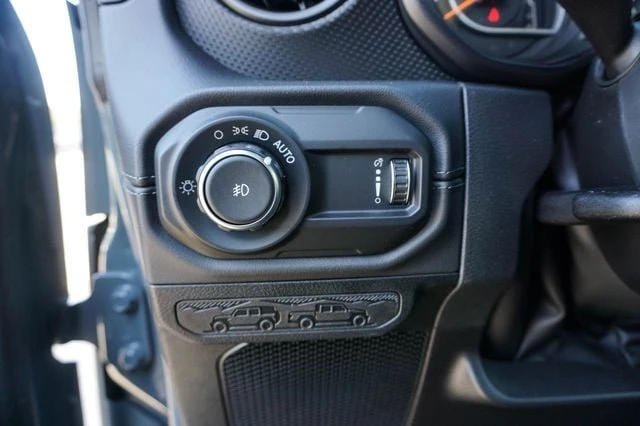 2026 Jeep JL Wrangler - Image 10 of 18