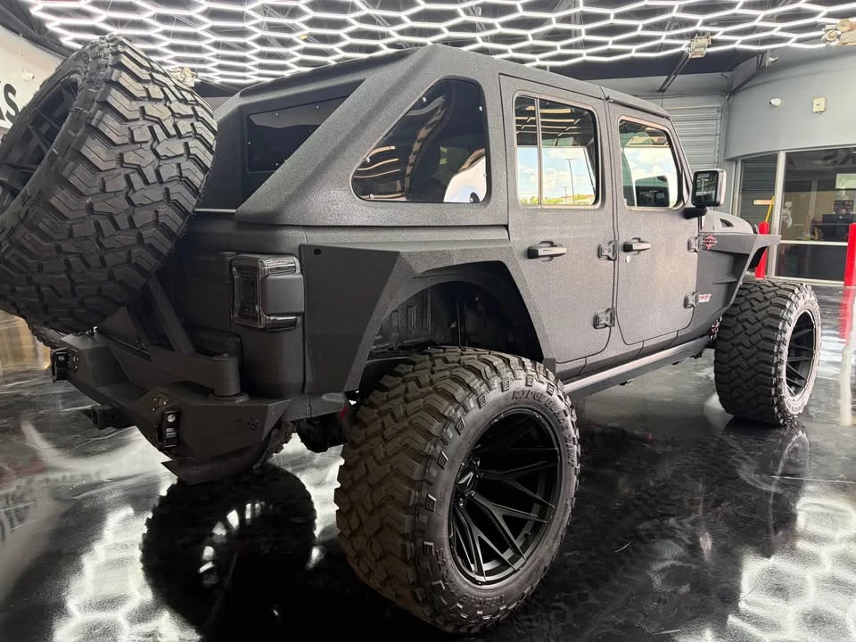 2026 Jeep JL Wrangler - Image 11 of 13