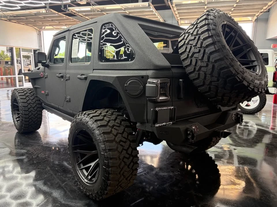 2026 Jeep JL Wrangler - Image 9 of 13