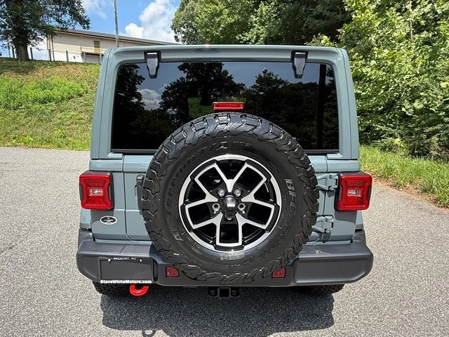 2026 Jeep JL Wrangler - Image 8 of 30
