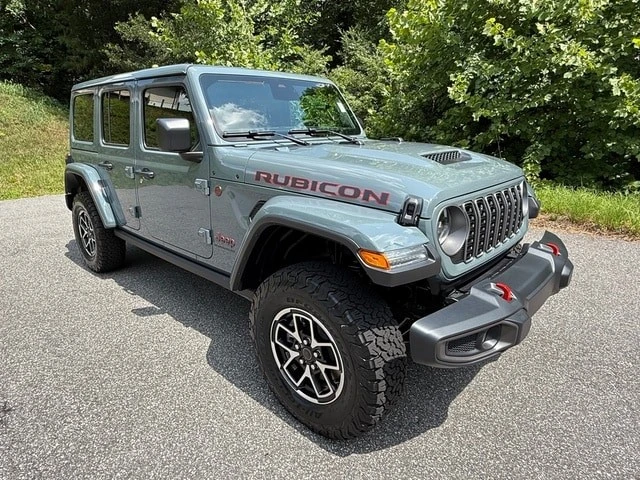 2026 Jeep JL Wrangler - Image 5 of 30