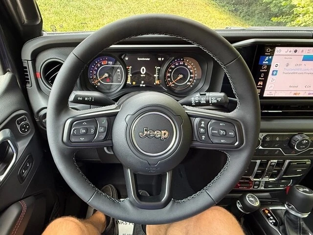 2026 Jeep JL Wrangler - Image 19 of 30