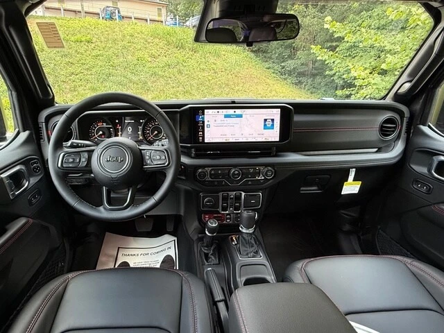 2026 Jeep JL Wrangler - Image 11 of 30