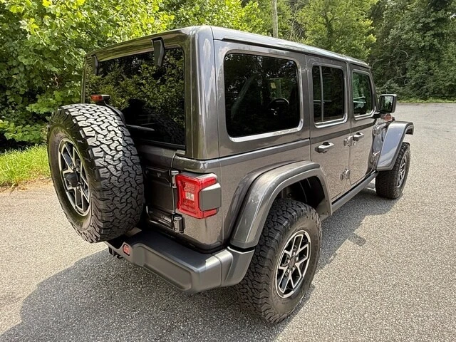 2026 Jeep JL Wrangler - Image 7 of 30