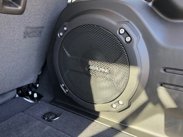 2026 Jeep JL Wrangler - Image 18 of 21
