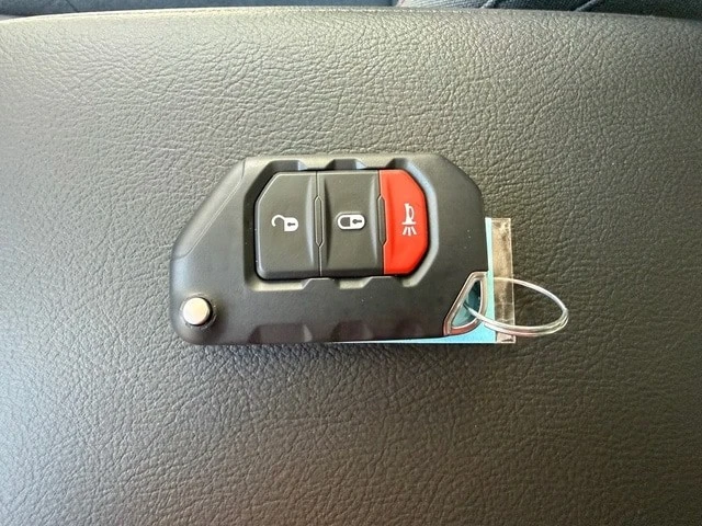 2026 Jeep JL Wrangler - Image 31 of 31