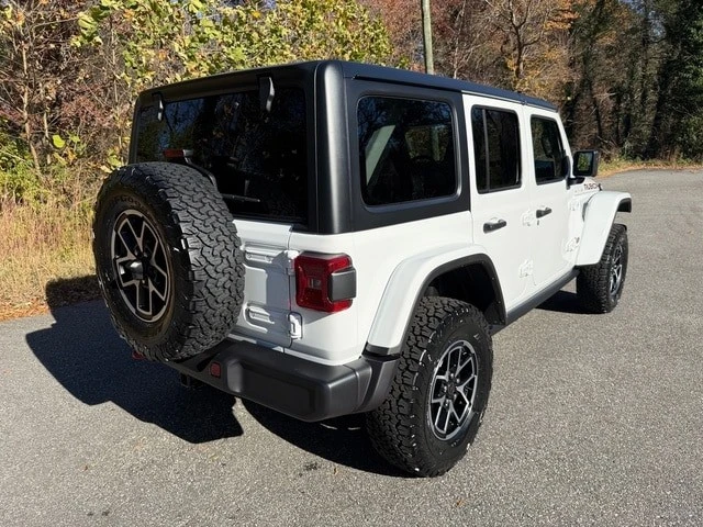 2026 Jeep JL Wrangler - Image 7 of 21