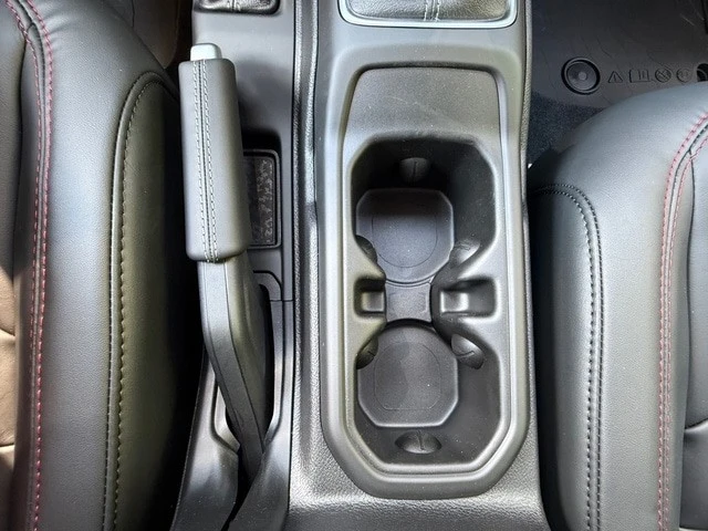 2026 Jeep JL Wrangler - Image 26 of 30