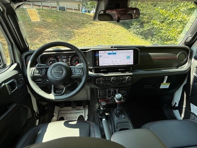 2026 Jeep JL Wrangler - Image 11 of 30