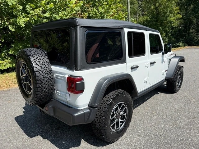 2026 Jeep JL Wrangler - Image 7 of 30
