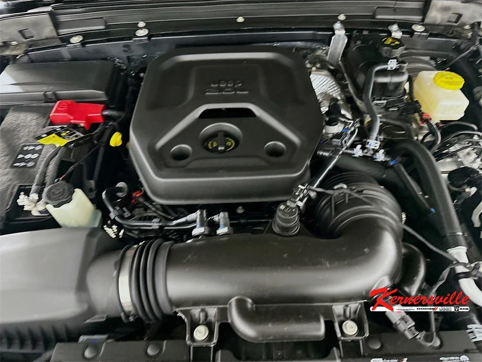 2026 Jeep JL Wrangler - Image 19 of 21