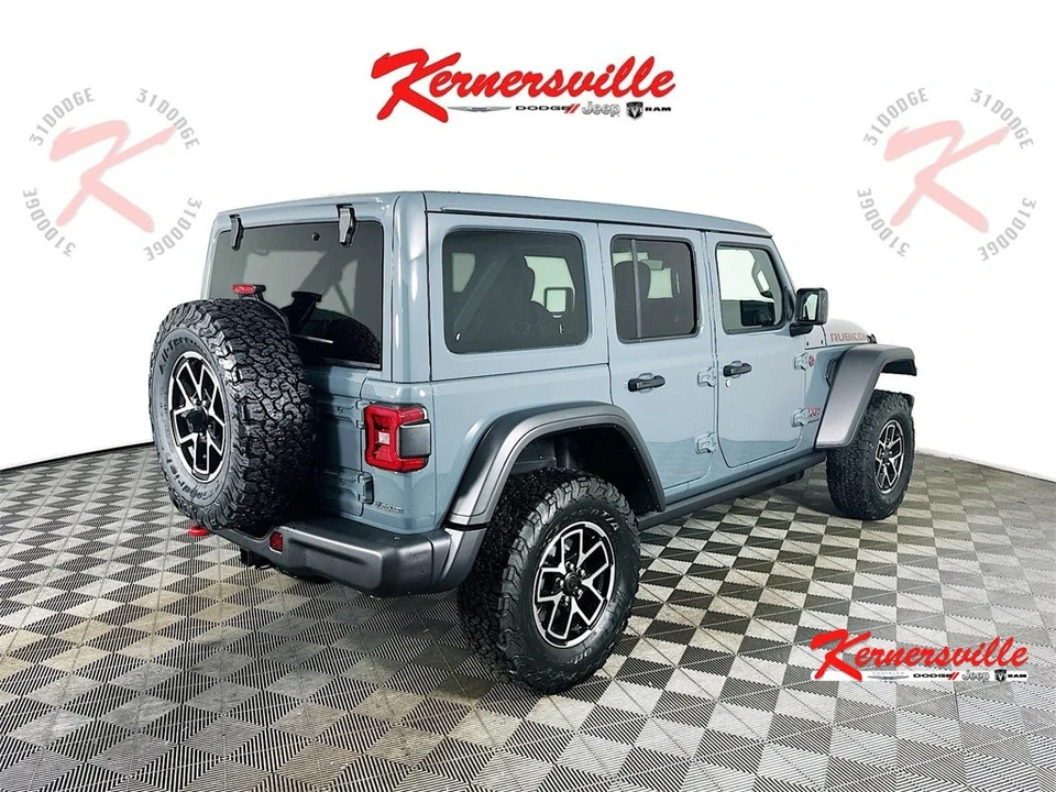 2026 Jeep JL Wrangler - Image 7 of 21