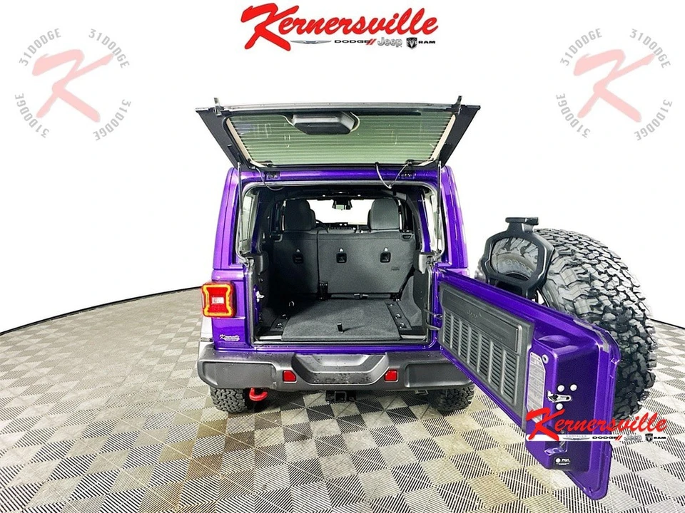 2026 Jeep JL Wrangler - Image 14 of 19