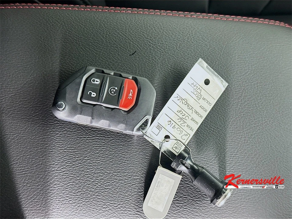 2026 Jeep JL Wrangler - Image 20 of 21