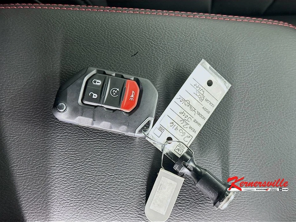 2026 Jeep JL Wrangler - Image 20 of 21