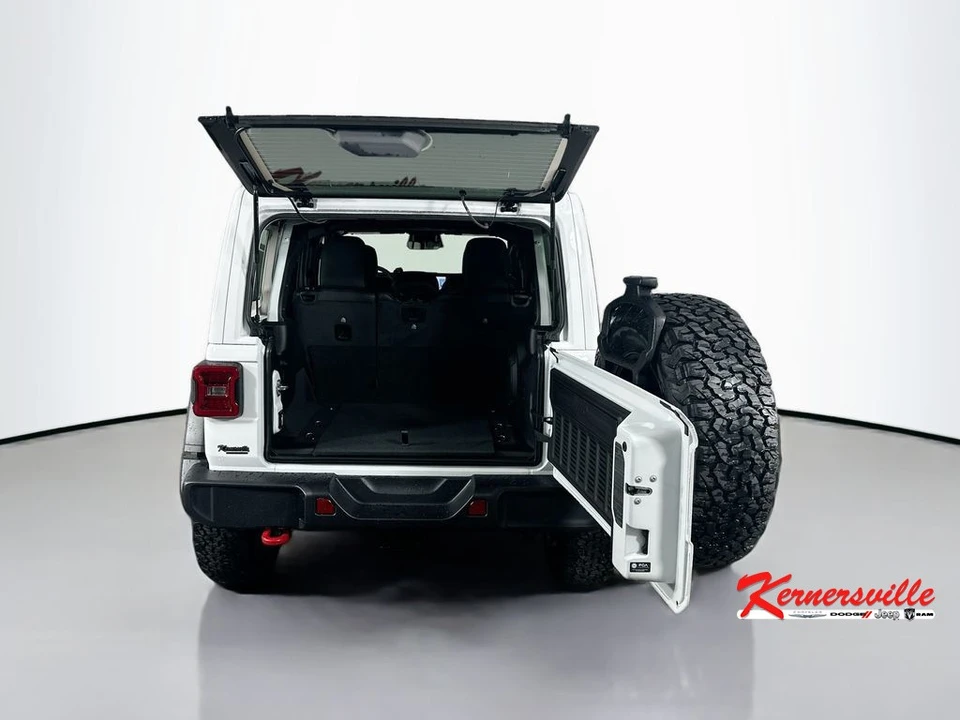 2026 Jeep JL Wrangler - Image 16 of 21