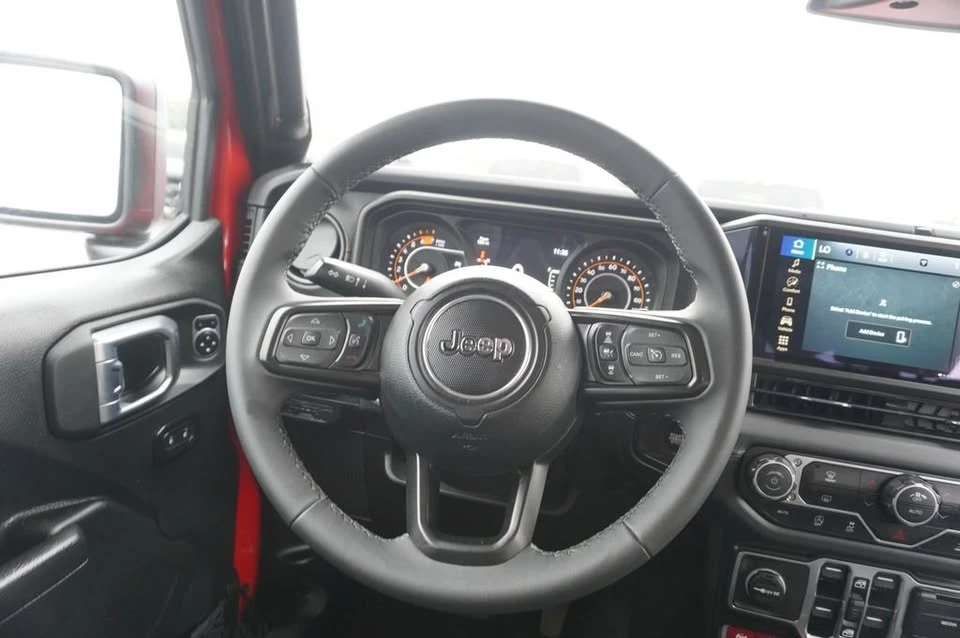 2026 Jeep JL Wrangler - Image 18 of 20