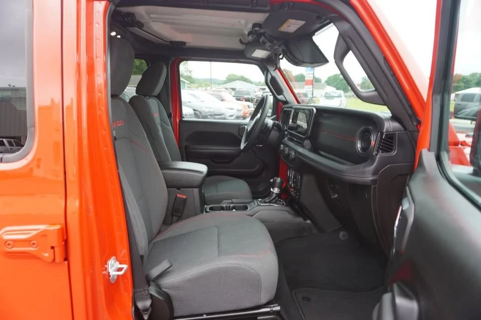 2026 Jeep JL Wrangler - Image 11 of 20